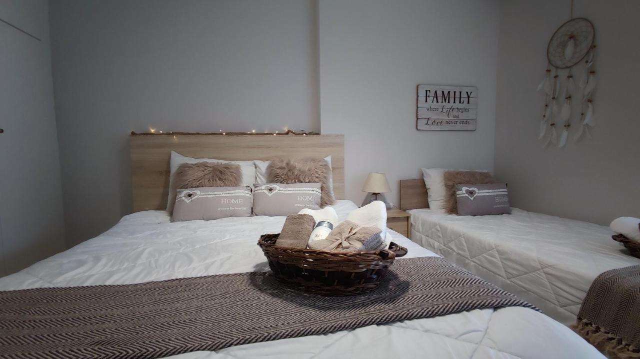Rock & Roll 2 - Modern Apartment In Trikala Екстер'єр фото