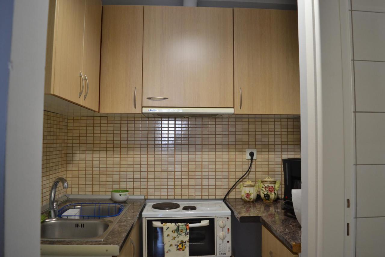 Rock & Roll 2 - Modern Apartment In Trikala Екстер'єр фото
